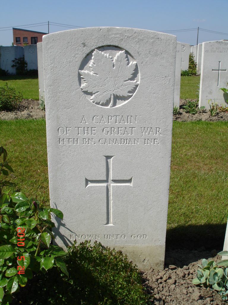 2010 05 Capt Steacie grave marker